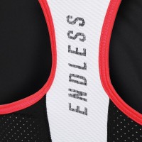 T-shirt nera Endless Mile