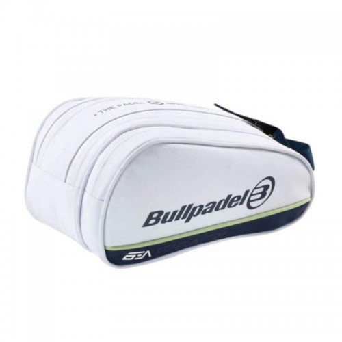 Bullpadel Bea Gonzalez BPP25018 White Toiletry Bag Bullpadel Bea Gonzalez BPP25018 White Toiletry Bag